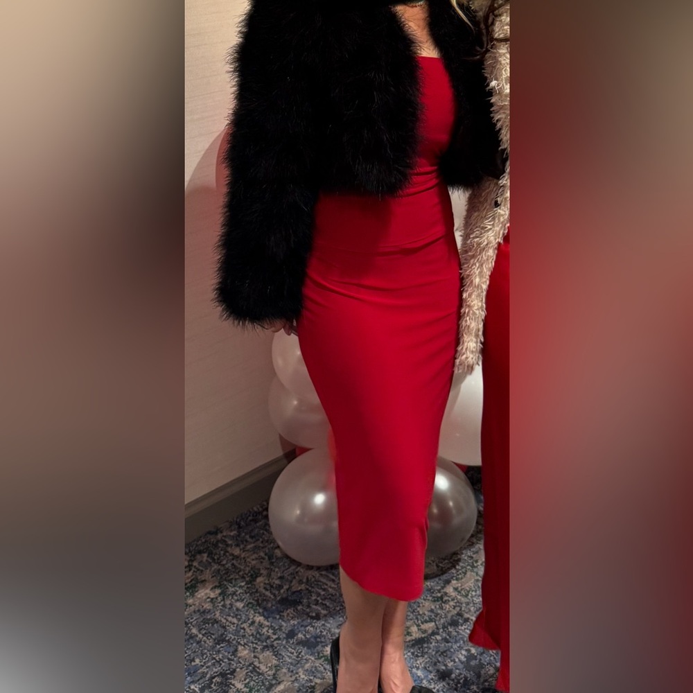 Red Dress Worn once Norma Kamali size S